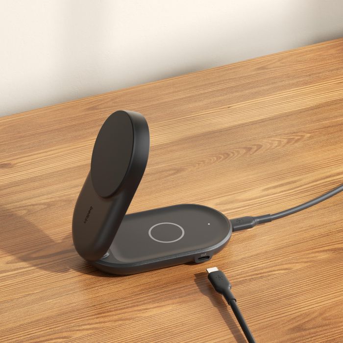 Зарядний пристрій бездротовий Belkin UltraCharge 2-in-1 Foldable Magnetic Charging 25Вт, чорний