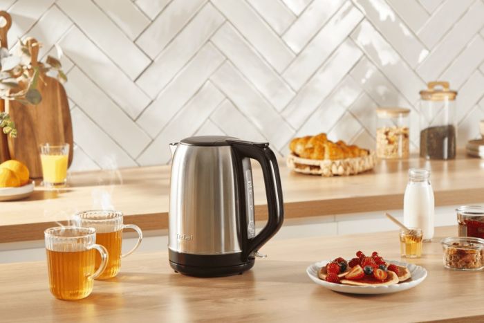 Электрочайник Tefal Subito 1.7л, нержав. сталь, черный