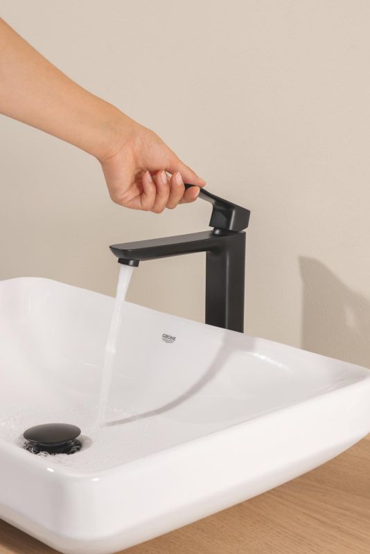 Смеситель для раковины Grohe QuickFix Dice Black XL-размера, дл. излива – 161мм, неповоротный, 1 рычаг, черный матовый