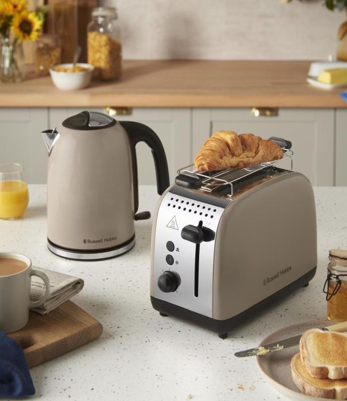 Тостер  Russell Hobbs 1671Вт, нержав., підігрів, моко