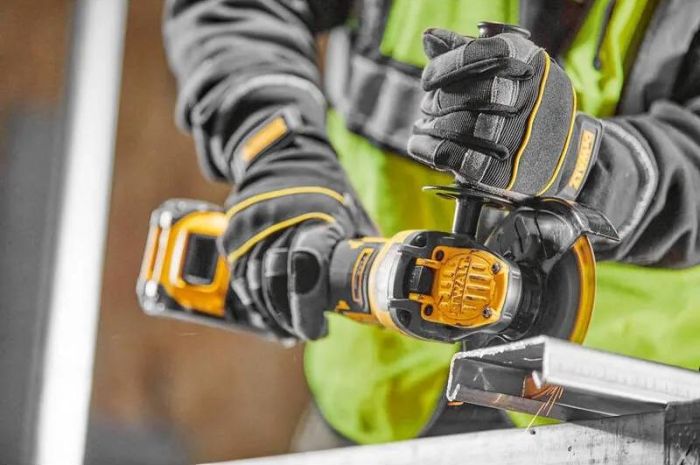 Шліфмашина кутова акумуляторна DeWalt XR Li-lon 18B 125мм 3000-9000об/хв 1.85кг без АКБ та ЗП