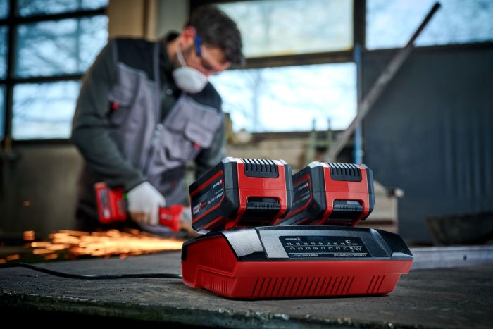 Зарядний пристрій Einhell Power X-Twincharger 2x18В 4А 0.87кг