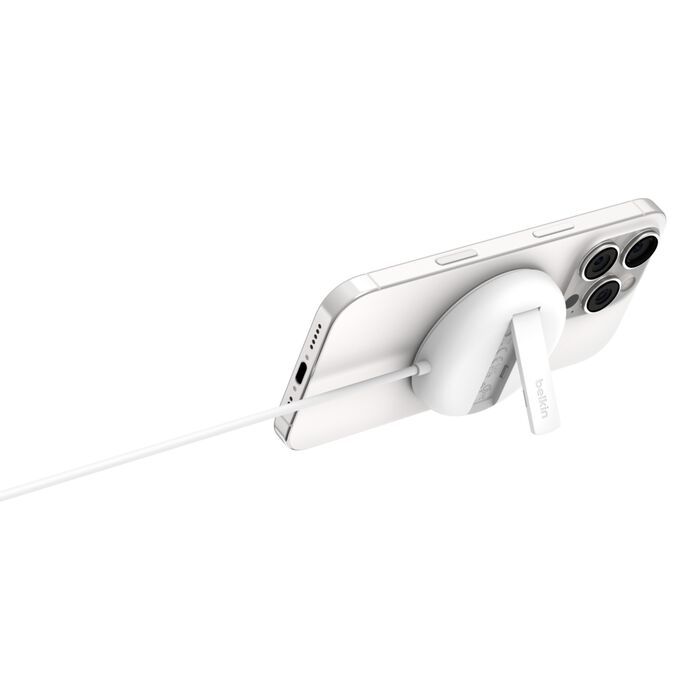 Зарядний пристрій бездротовий Belkin UltraCharge Magnetic Kickstand 15Вт, білий