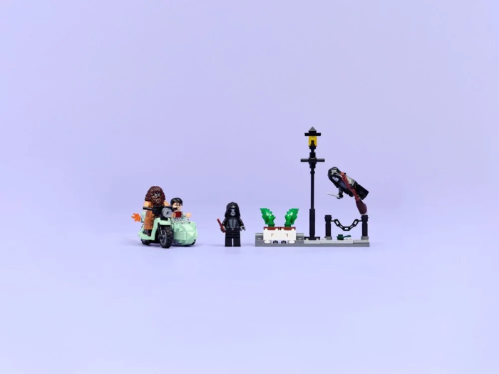 Конструктор LEGO Harry Potter Геґрід і Гаррі: Втеча з Тисової вулиці