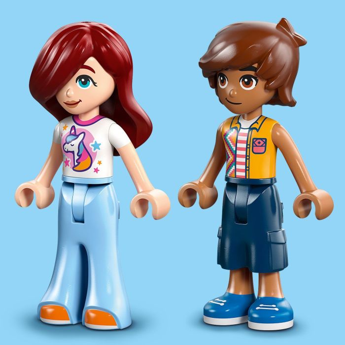Конструктор LEGO Friends Автомобиль для доставки тортов с единорогами