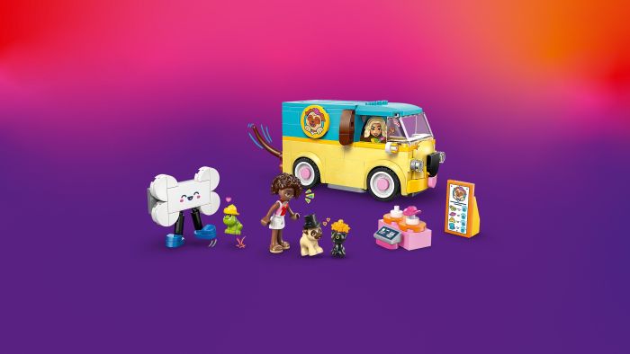 Конструктор LEGO Friends Фургон с аксесуарами для любимцев