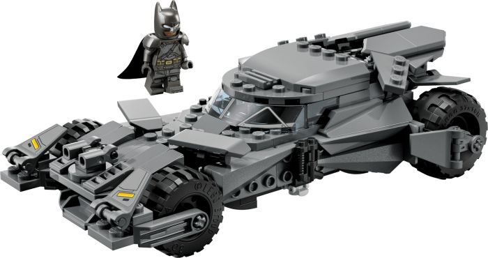 Конструктор LEGO Super Heroes Бетмобіль із фільму «Бетмен проти Супермена»