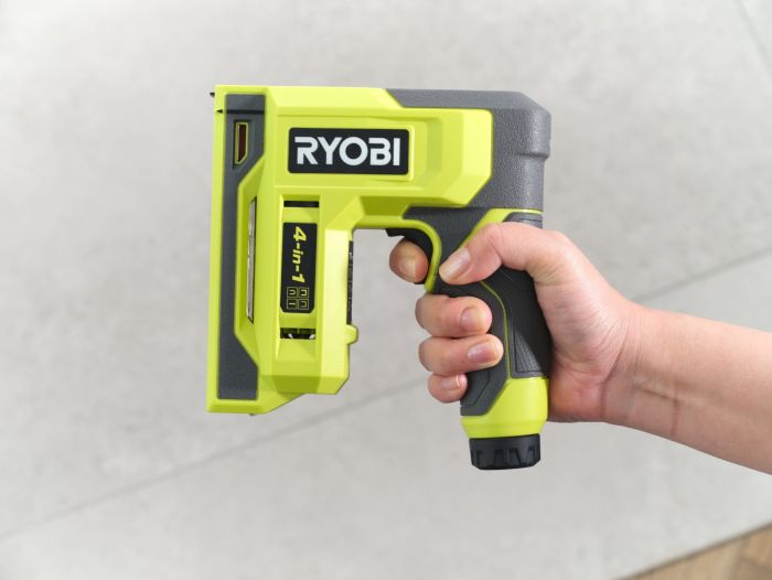 Цвяхозабивач акумуляторний Ryobi USB Lithium RST4-0 4В цвяхи до 15мм 0.8кг без АКБ та ЗП