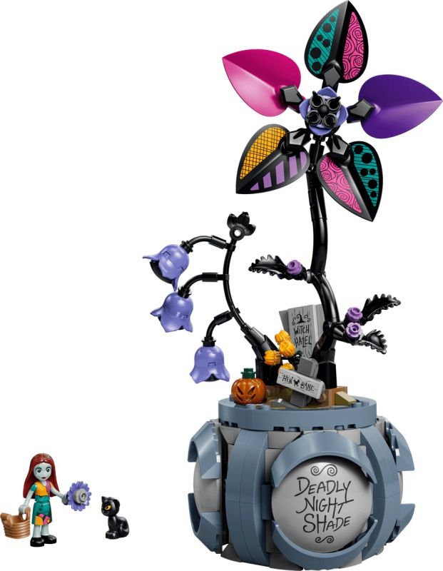Конструктор LEGO Disney Classic Цветочный горшочек Салли