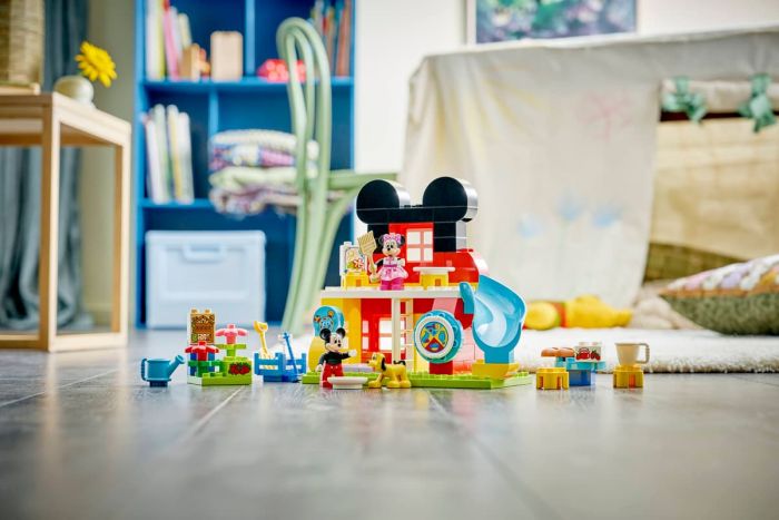 Конструктор LEGO DUPLO Disney Міккі Маус: Клубний будинок з Мінні та Плуто