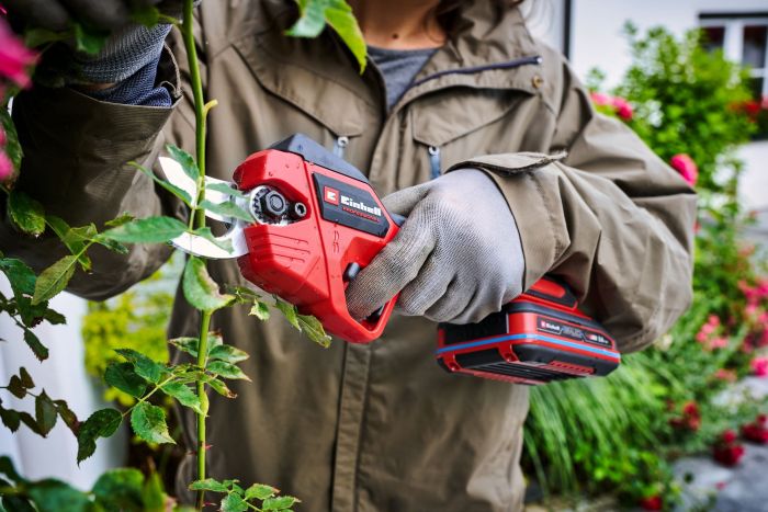 Секатор акумуляторний Einhell Professional GP-LS 18/28 X-Change PXC 18В акб 1х2.5А·год товщ. 28/14мм сталь SK5 ЗП 0.82кг