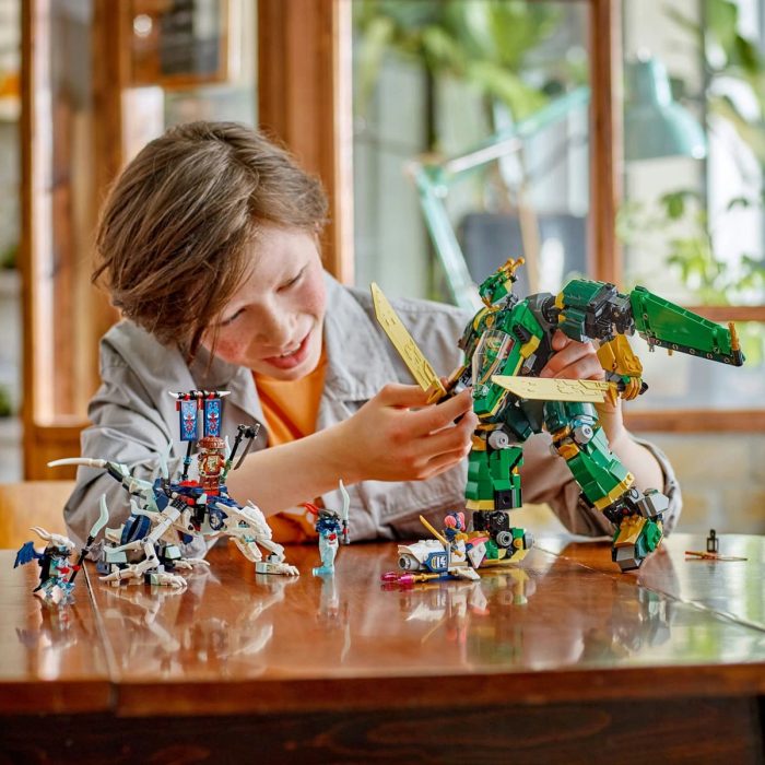 Конструктор LEGO Ninjago Реактивный робот Ллойда