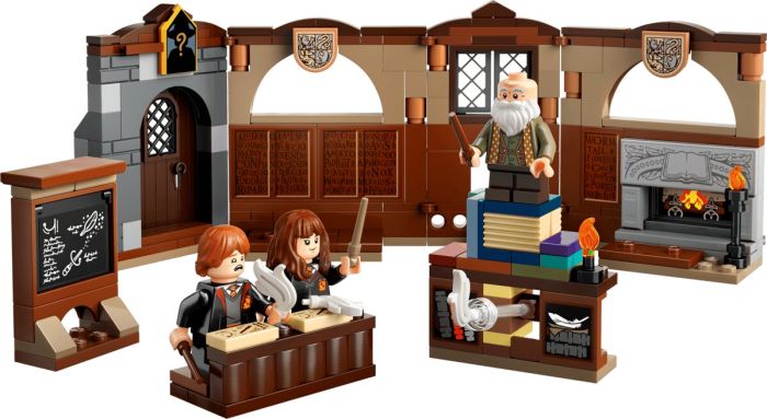 Конструктор LEGO Harry Potter Замок Хогвартс: урок заклинания