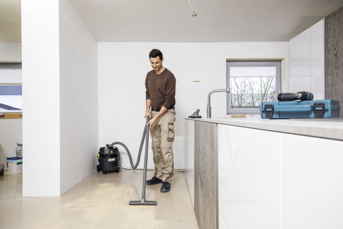 Пылесос профессиональный Karcher Go!Further NT 22/1 Ap L Re!Plast 1300Вт 249мБар контейнер 22л
