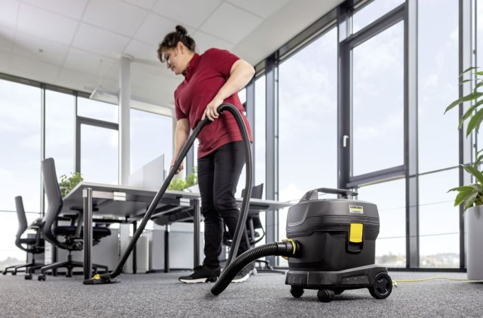 Пылесос профессиональный Karcher Go! Further T 11/1 Classic Adv Re!