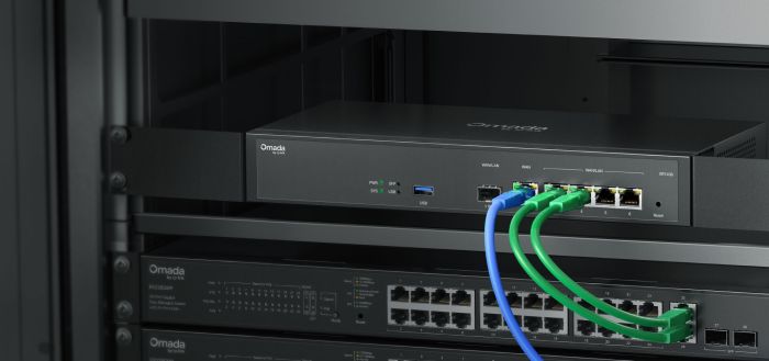 Мультисервисный Маршрутизатор TP-LINK  4xGE LAN/WAN, 1xGE WAN, 1xSFP, 1xUSB3.0 TP-Link ER7406