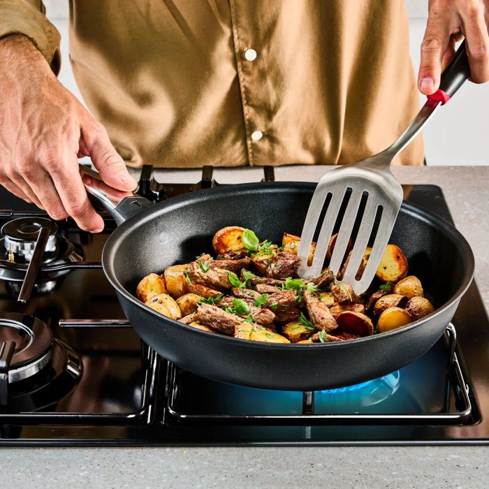 Сковорода Tefal Excellence Fusion, 26см, алюміній, бакеліт, чорний