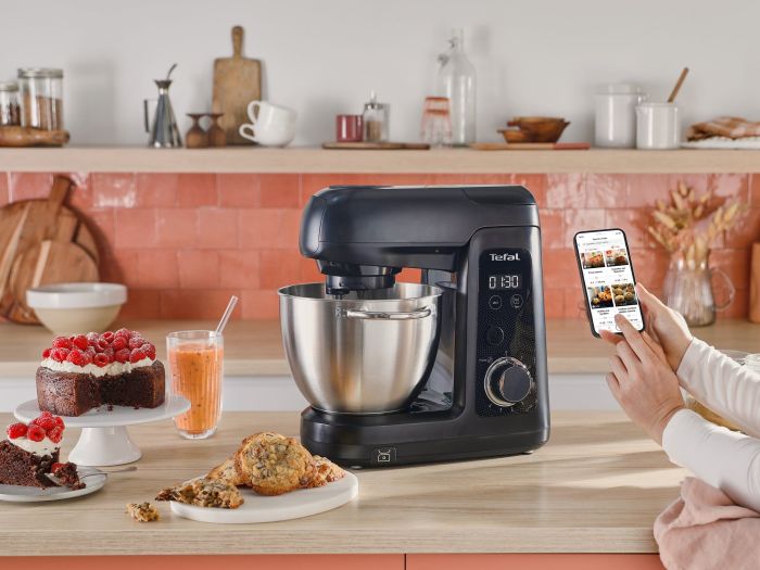Кухонная машина Tefal Bake Partner + 1100Вт, чаша-металл, корпус-пластик, насадок-9, черный
