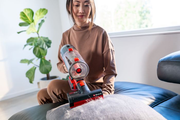 Пилосос акумуляторний Einhell TE-SV 18/270 Li BL - Solo 18В 270мбар контейнер 0.85л LED 1.35кг без АКБ та ЗП