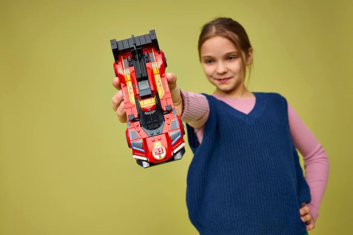 Конструктор LEGO Speed Champions Ferrari 499P
