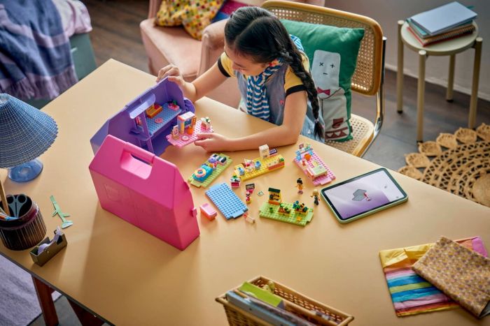 Конструктор LEGO Friends Ляльковий будиночок-валіза для творчої гри