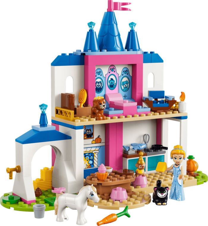Конструктор LEGO Disney Princess Замок Попелюшки та її друзів-тварин