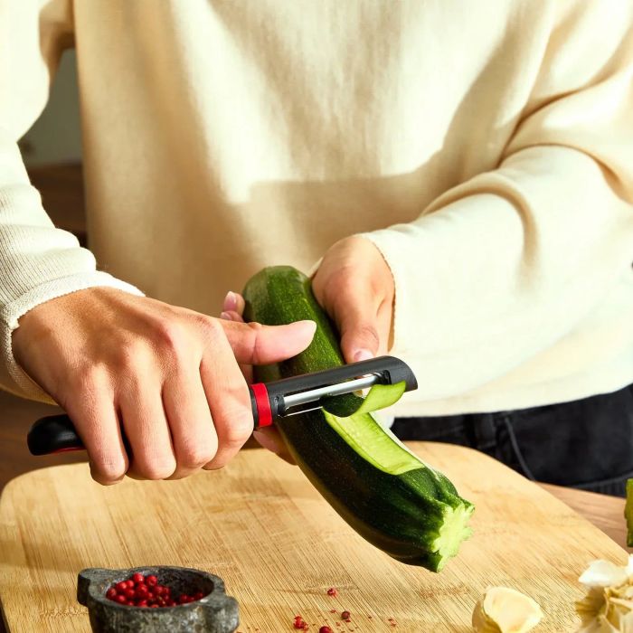 Овощечистка Tefal Ingenio+, нержавеющая сталь, пластик, красно-черный