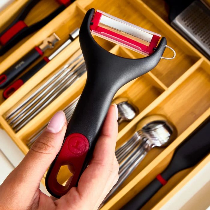 Овощечистка Tefal Ingenio+, нержавеющая сталь, пластик, красно-черный