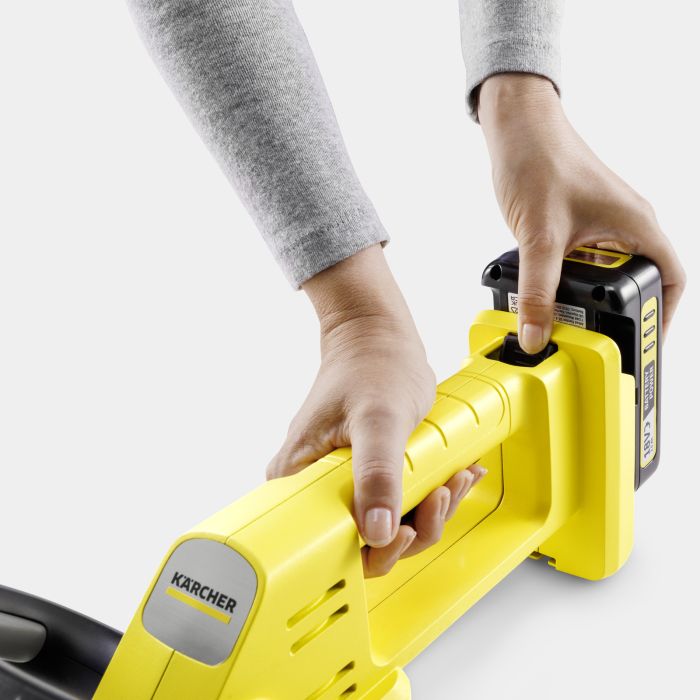 Кусторез аккумуляторный Karcher HGE 2-18 18В лезвие 45см шаг реза 18мм 2.34кг без АКБ и ЗП