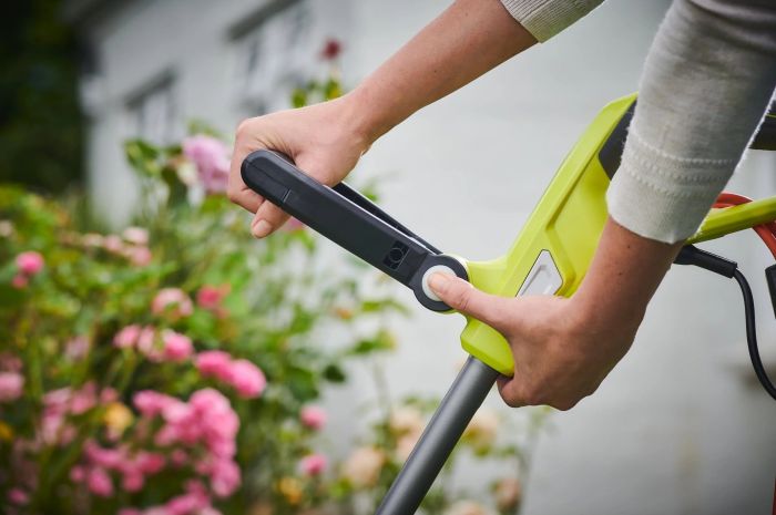 Триммер садовый Ryobi RLT5127PK3 500Вт 27см 2.8кг