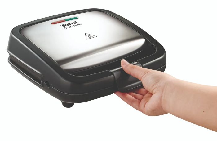 Сендвичмейкер Tefal Croc Time 700Вт, 1 пластина-гриль, корпус-пластик, черно-серебристый
