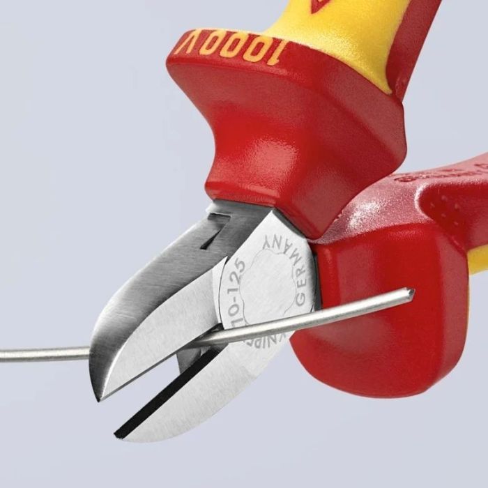 Кусачки-бокорезы KNIPEX диэлектрические для работ под напряжением 10000В 0-4мм 125мм 0.121кг