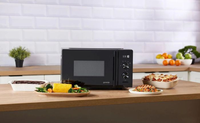 Микроволновая печь Gorenje, 20л, электр. управл., 800Вт, гриль, дисплей, 20 программ, инвертор, черный