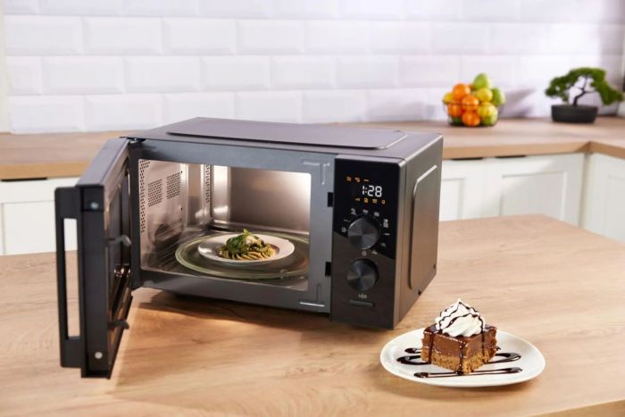 Микроволновая печь Gorenje, 20л, электр. управл., 800Вт, гриль, дисплей, 20 программ, инвертор, черный