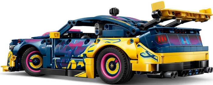 Конструктор LEGO Technic Тюнінг-гараж з автомобілем Ford Mustang GT