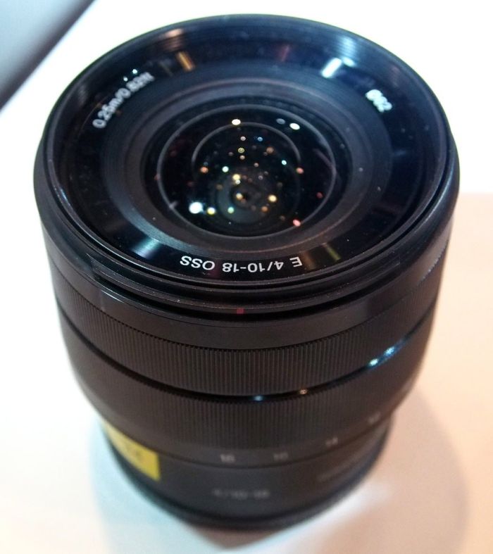 Объектив Sony 10-18mm f/4.0 для NEX