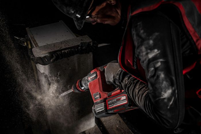 Молоток отбойный аккумуляторный Einhell TP-DH 18/4 Li BL - Solo бесщеточный 18Вт 4Дж 4600уд/мин 2.88кг без АКБ и ЗП