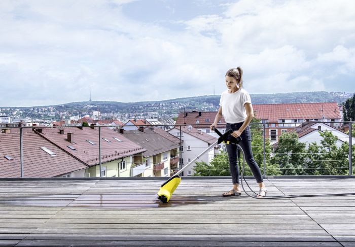 Щеточная машина Karcher PCL 4 patio cleaner, 600Вт, щетка 30см, подача воды