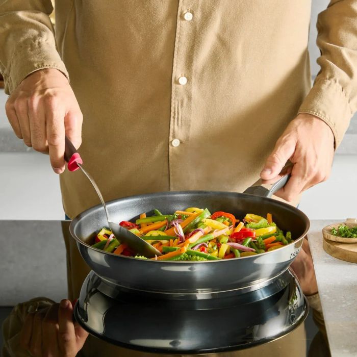 Сковорода Tefal Emotion+, 20см, нержавіюча сталь, бакеліт, чорний