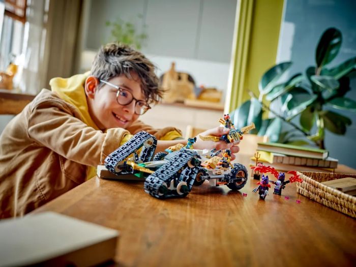 Конструктор LEGO Ninjago Комби-автомобиль команды ниндзя