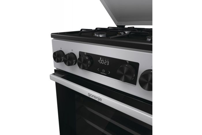 Плита Gorenje комби, 62л, 50x60см, метал. кришка, дисплей, эмалированные реш, титан
