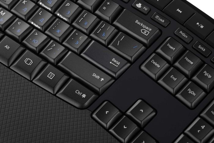 Комплект клавиатура и мышь Microsoft  Comfort Desktop 5050 WL, EN/UK/RU, чёрный