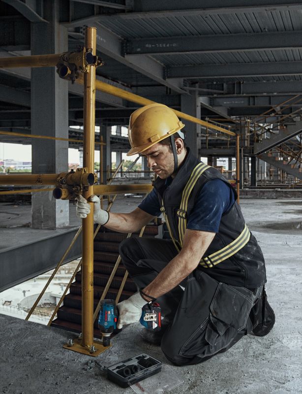 Гайковерт ударний Bosch Professional GDS 18V-400 18В 2х5.0А·год 2500об/хв 400Нм кейс 1.87кг