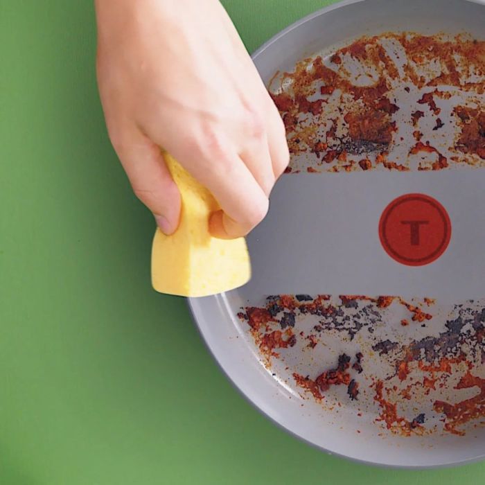 Сковорода Tefal Renew, 26см, алюминий, бакелит, черный