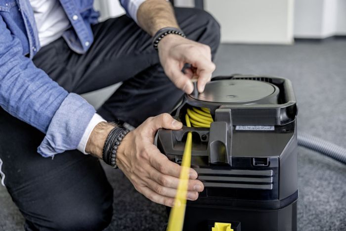 Пылесос профессиональный Karcher Go! Further T 10/1 Adv HEPA 240В 185мБар контейнер 10л