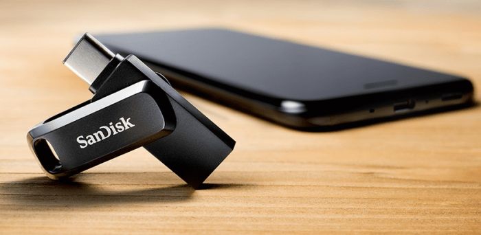 Накопичувач SanDisk   64GB USB 3.1 Type-A + Type-C Ultra Dual Drive Go Чорний