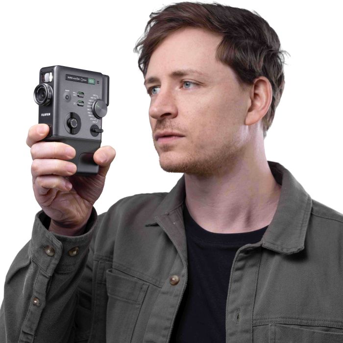 Фотокамера миттєвого друку Fujifilm Instax Mini Evo Cinema
