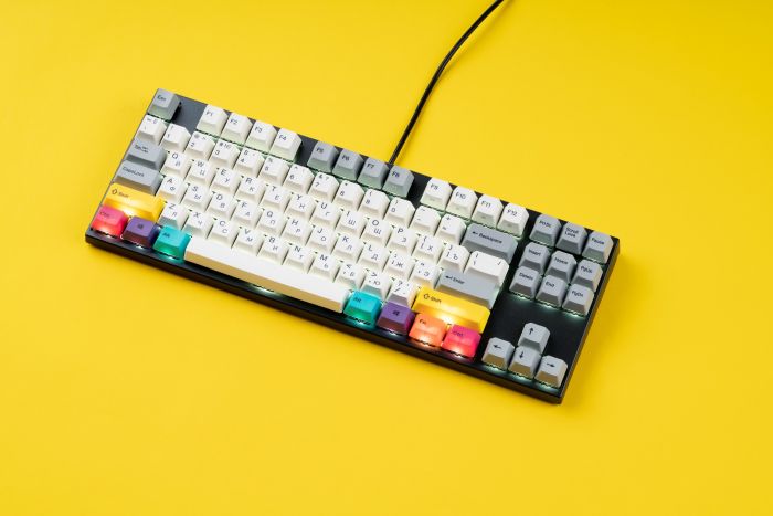 Клавіатура механічна Varmilo APT87 CMYK, C-TK Red, WL/USB-A, ENG/UKR, White Led