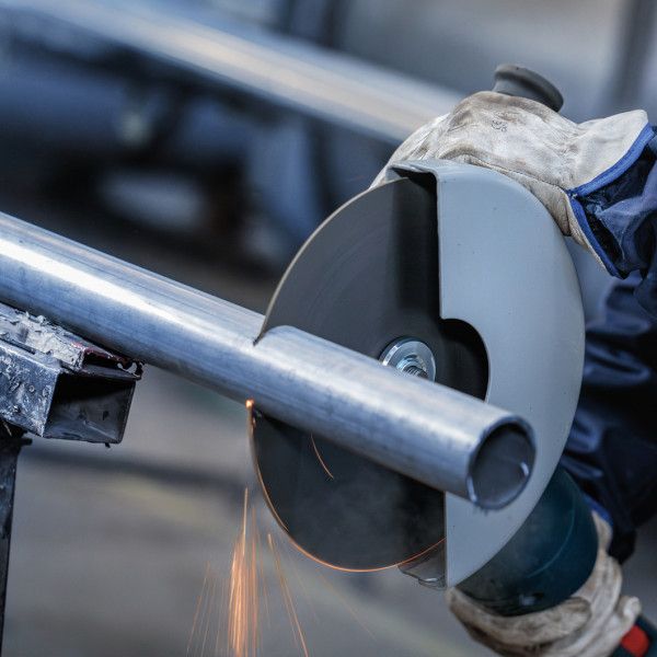 Диск відрізний Bosch Professional для нержавіючої сталі та металу 230x1.9x22.23мм