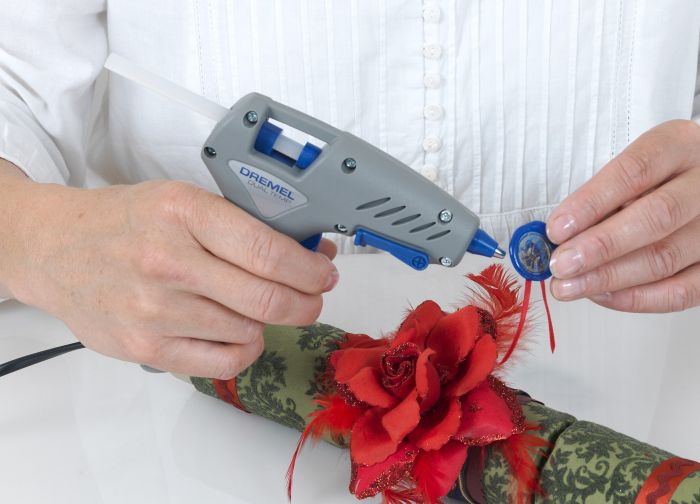 Пістолет клейовий Dremel 930 стрижні 7мм 105-165° 0.2кг